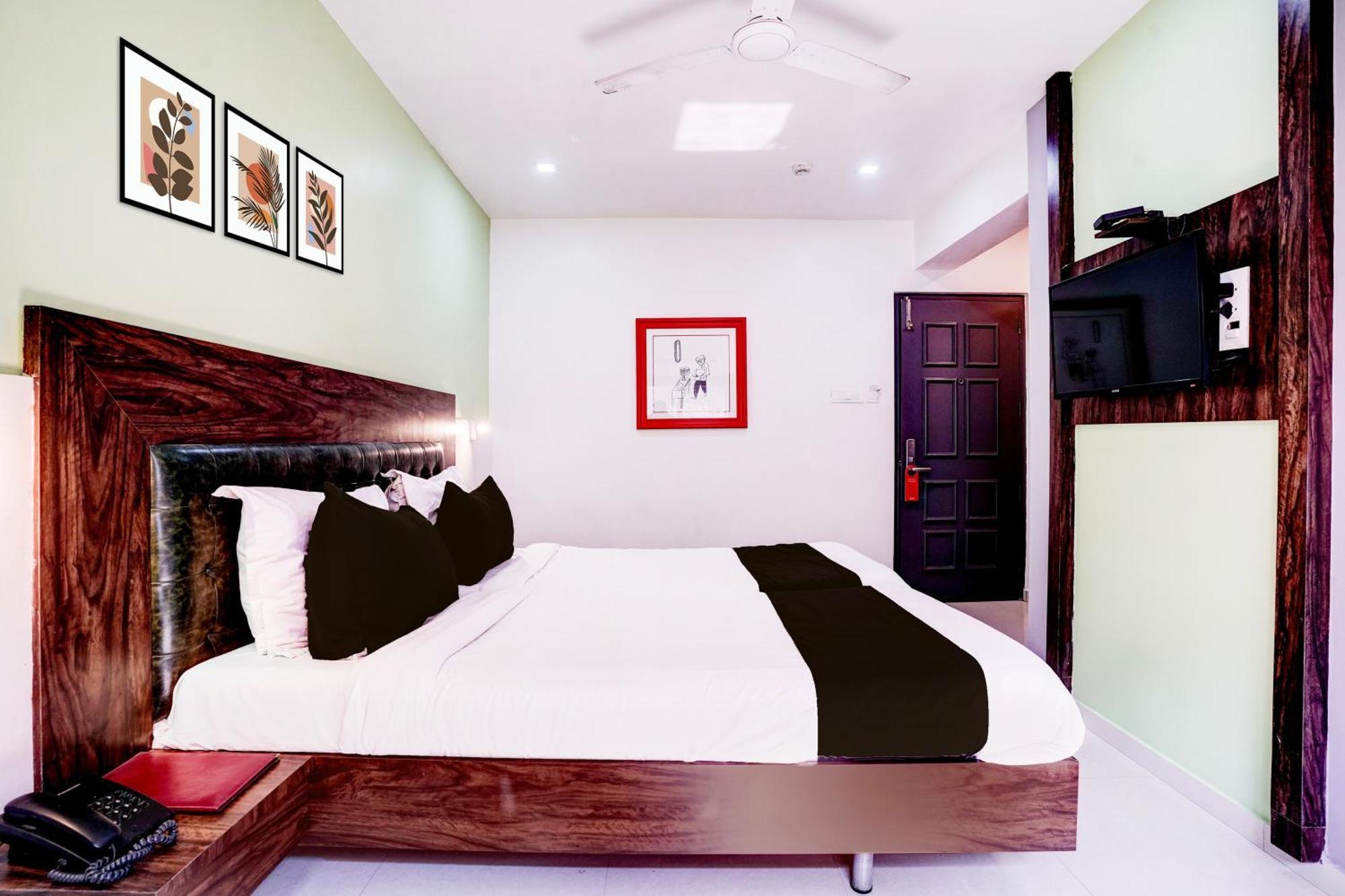 Townhouse Oak Kopar Khairane Navi Mumbai Formerly Ivy Hotel Exterior foto