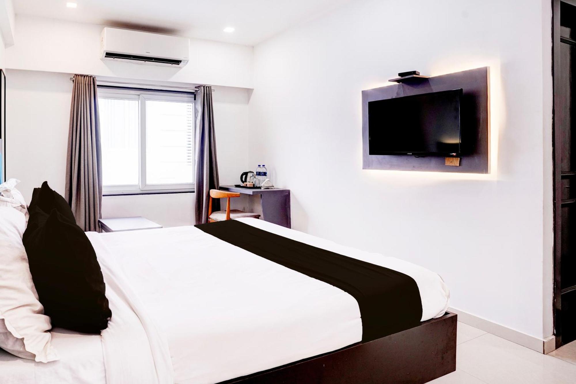 Townhouse Oak Kopar Khairane Navi Mumbai Formerly Ivy Hotel Exterior foto